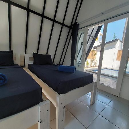 غيلي تراوانغان Sanctum Dive Bungalows With Private Pool المظهر الخارجي الصورة