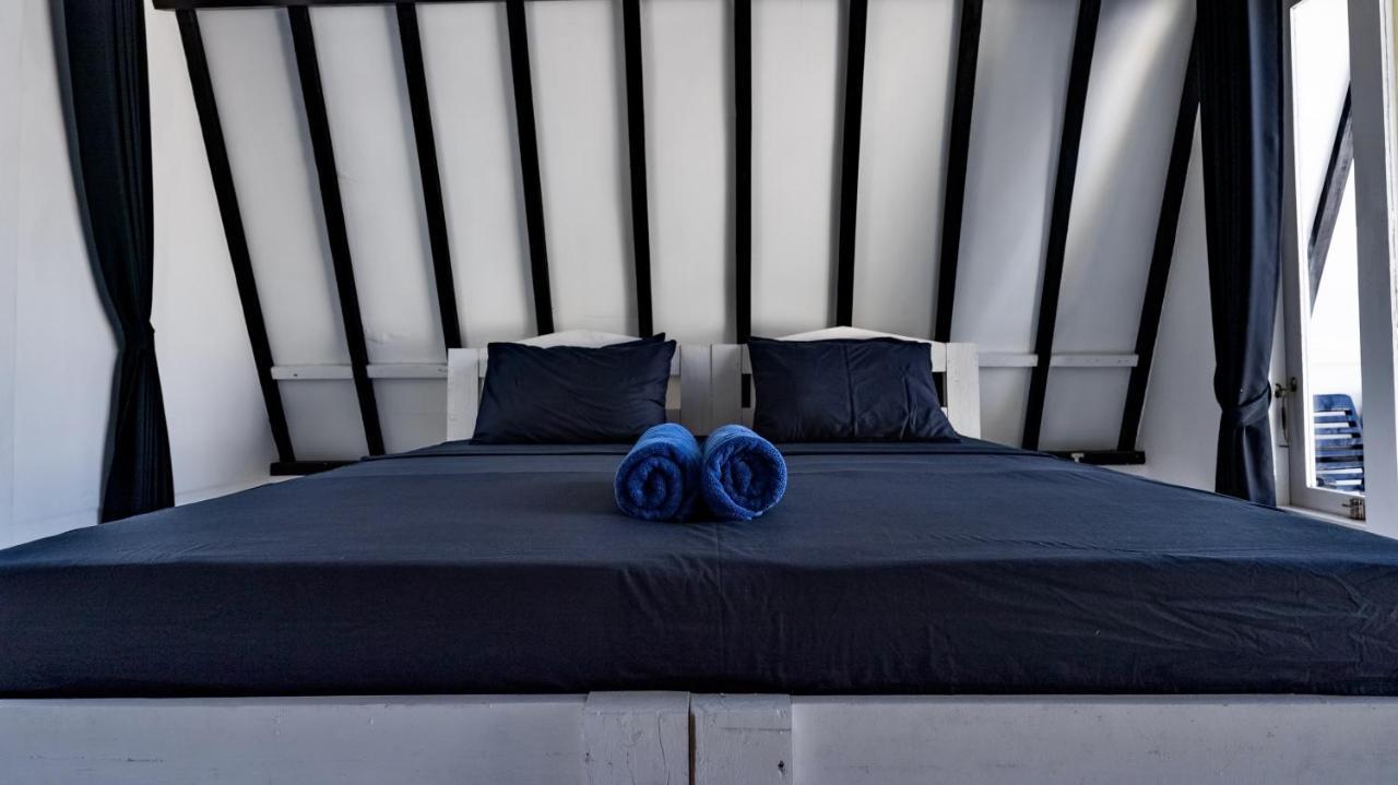 غيلي تراوانغان Sanctum Dive Bungalows With Private Pool المظهر الخارجي الصورة