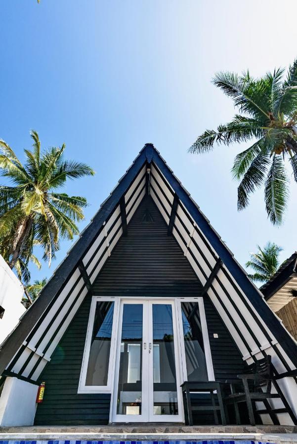 غيلي تراوانغان Sanctum Dive Bungalows With Private Pool المظهر الخارجي الصورة