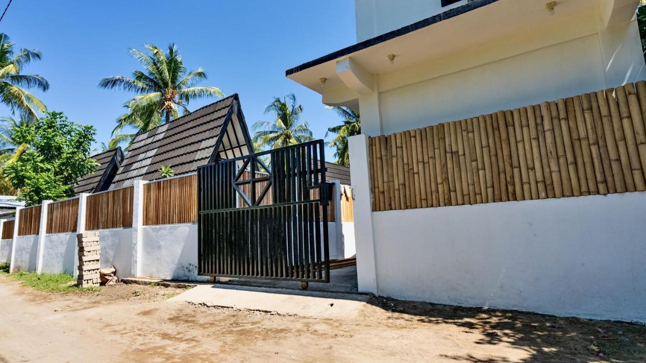 غيلي تراوانغان Sanctum Dive Bungalows With Private Pool المظهر الخارجي الصورة